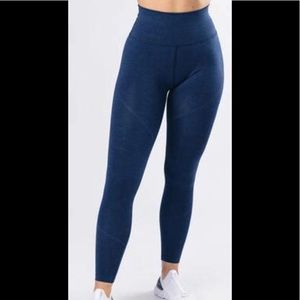 Alphalete Amplify Legging in Oceania XXL